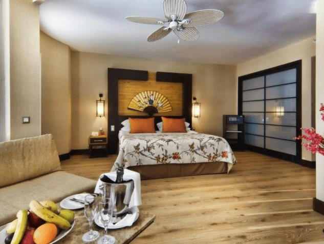 Limak Lara Deluxe Hotel & Resort