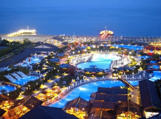 Limak Lara Deluxe Hotel & Resort